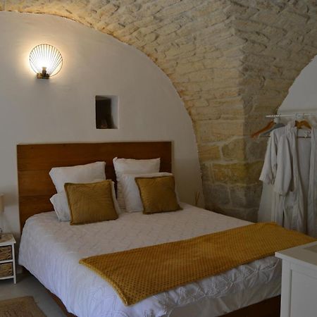 La Cachette Bed & Breakfast Aigues-Vives  Екстериор снимка