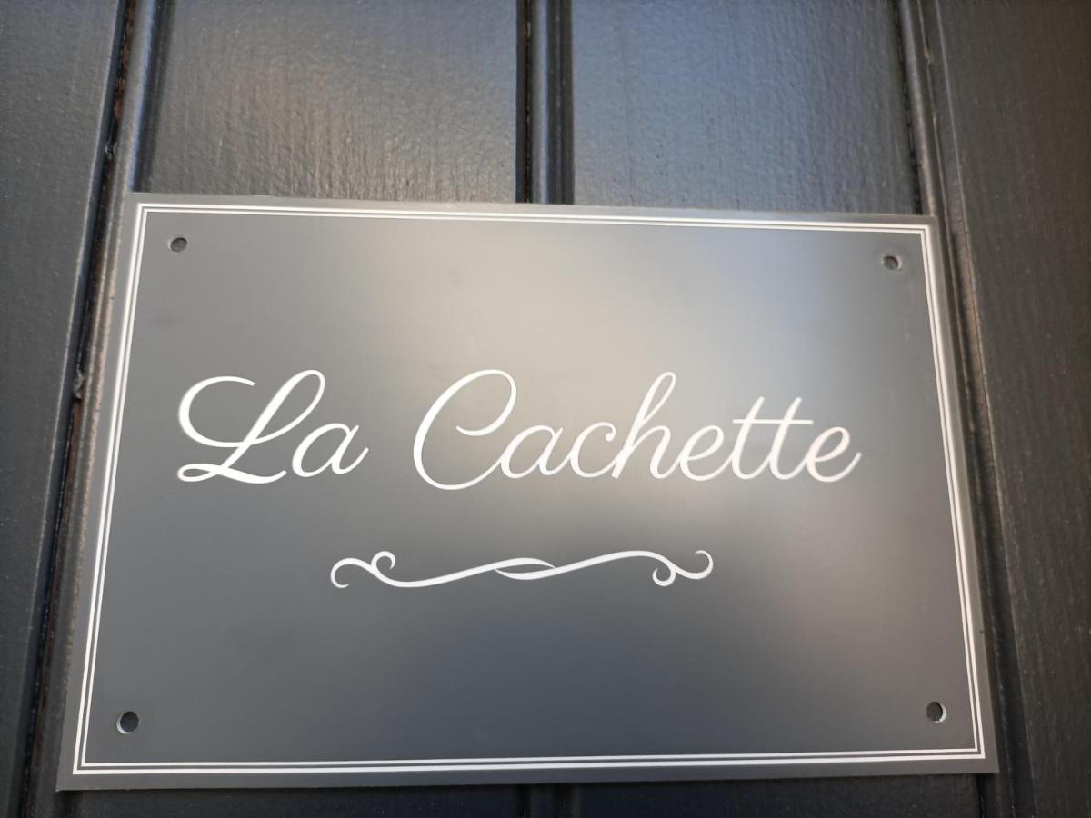 La Cachette Bed & Breakfast Aigues-Vives  Екстериор снимка