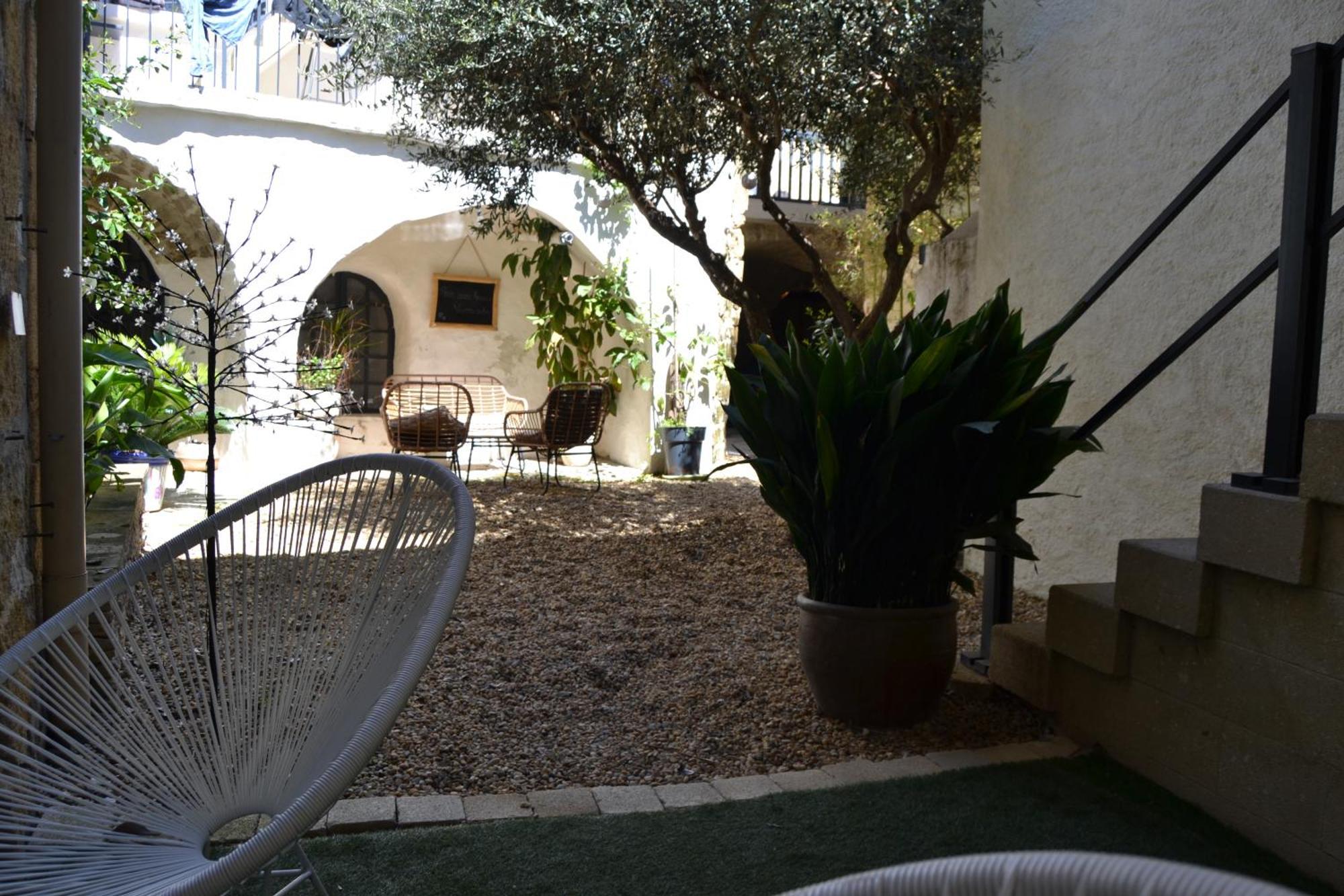 La Cachette Bed & Breakfast Aigues-Vives  Екстериор снимка